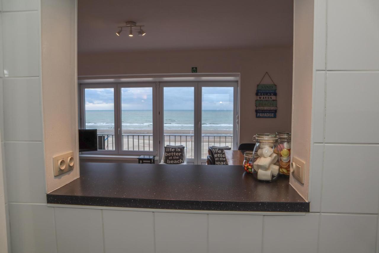 Modern Appartement Met Uniek Zeezicht ก๊กไซเดอ ภายนอก รูปภาพ