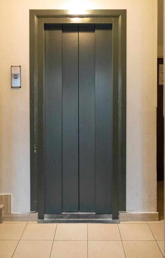 Modern Appartement Met Uniek Zeezicht ก๊กไซเดอ ภายนอก รูปภาพ